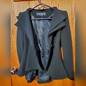 Black feminine blazer